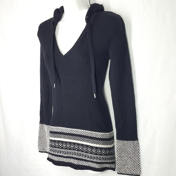 Guess knitted top, sweater style top, tunic sweater, size medium. - Picture 3 of 6